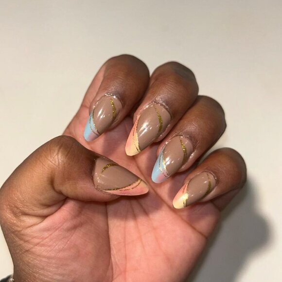 Fake nails Chocolate Brown Almond Press on Nails with Gold and Vibrant Tips - Picture 1 of 4